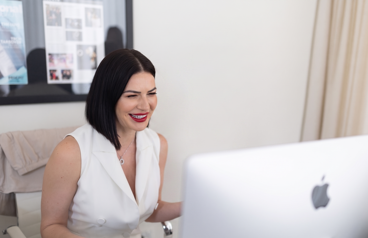 Virtual consultation with an Amirova cosmetic nurse