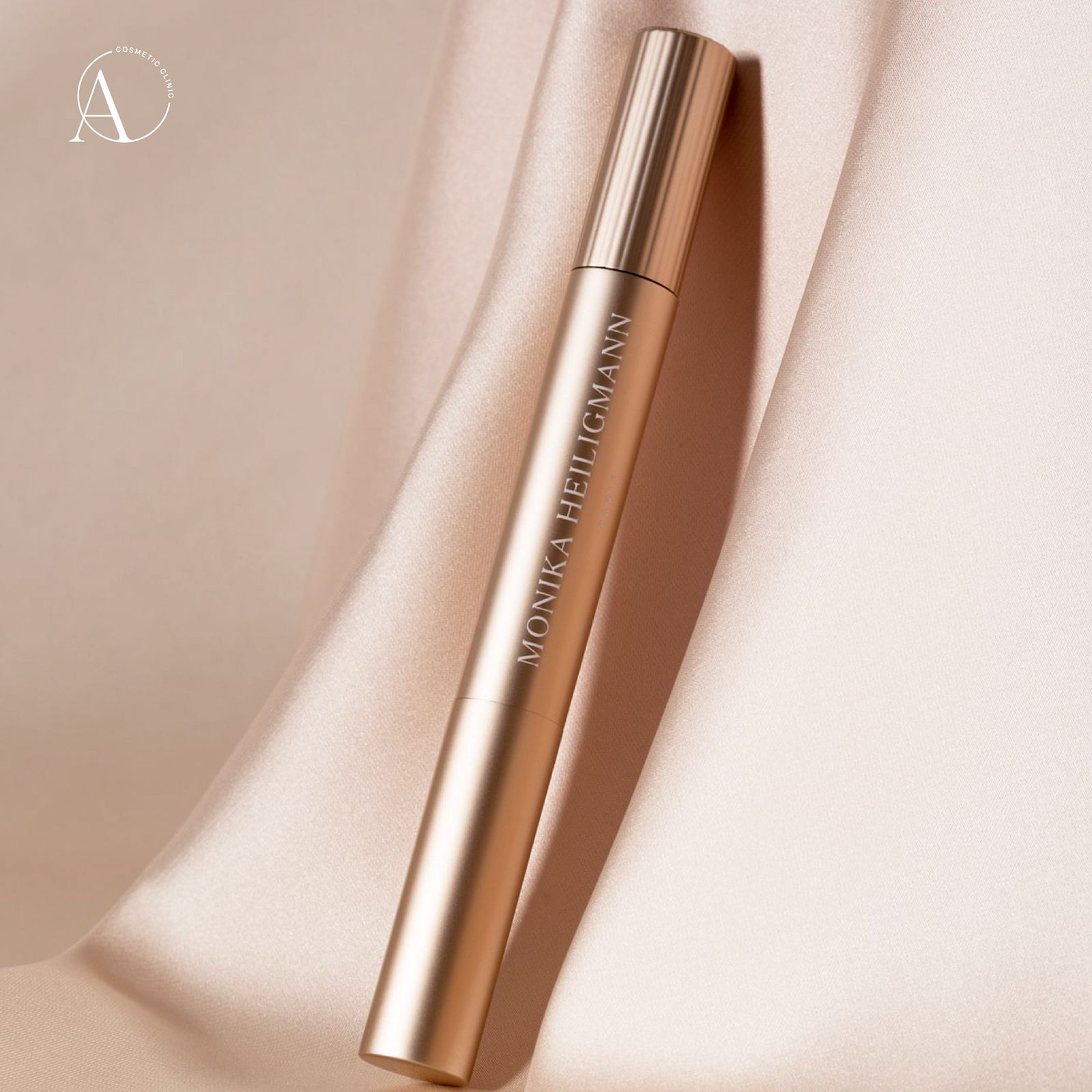 Deep Regenerating Lip Balm - Monika Heilligmann Paris